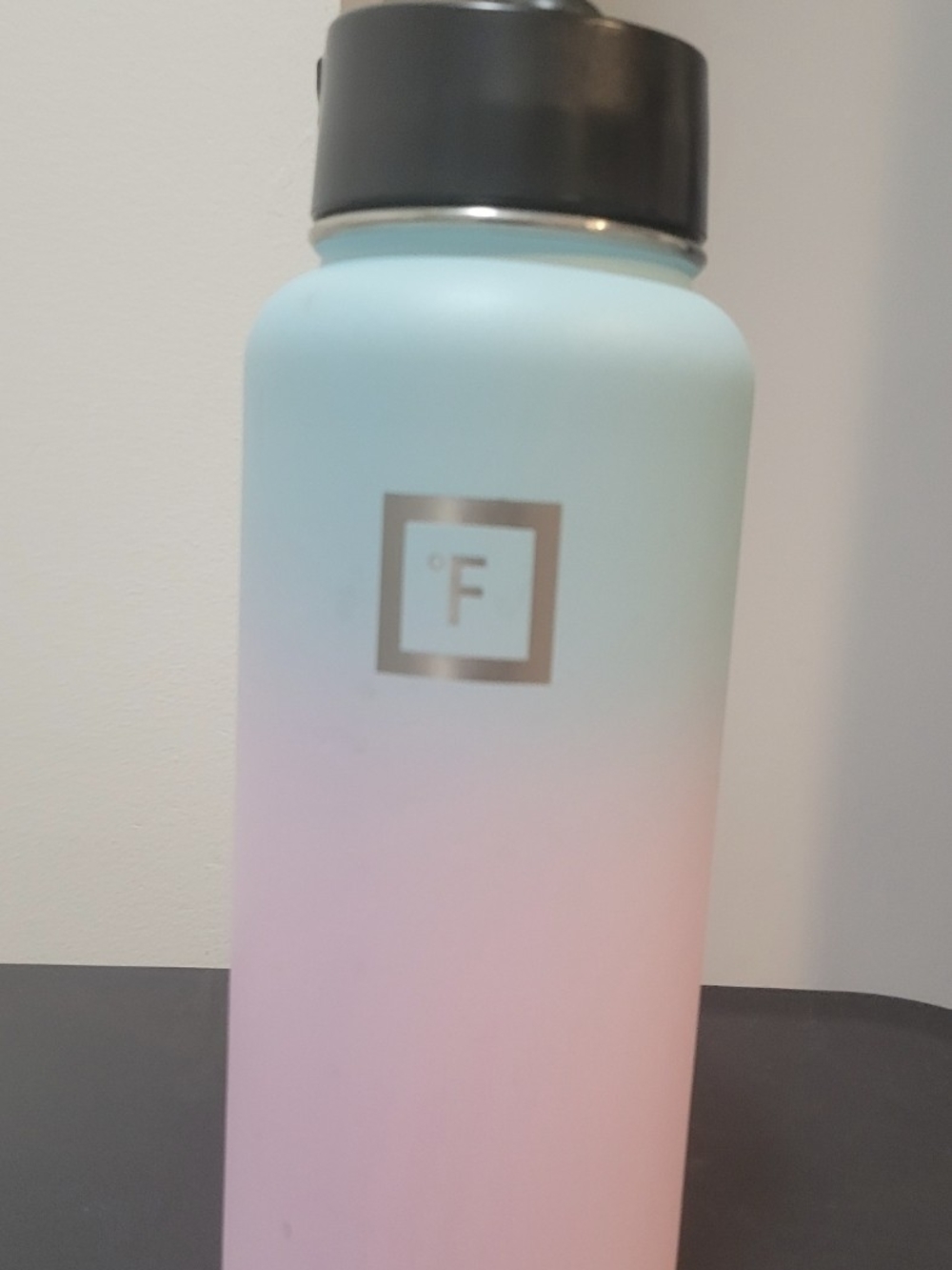 32 oz Fahrenheit Gradient Insulated Water Bottle — Mint & Pink
